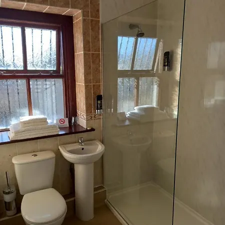 The At The Spout بيت خشبي *